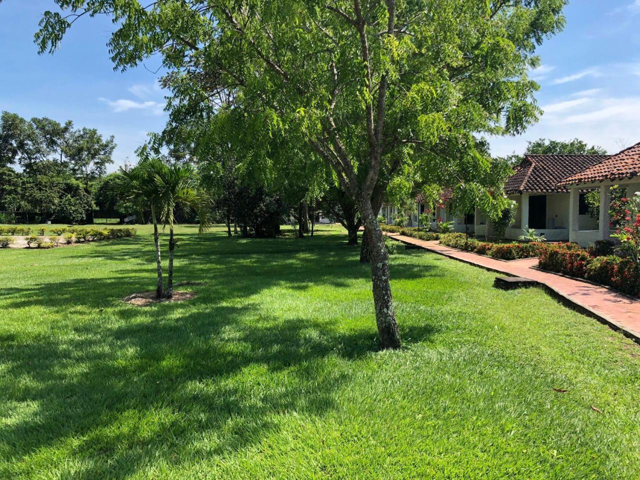 Hotel Campestre Arboretto Villavicencio Eksteriør billede