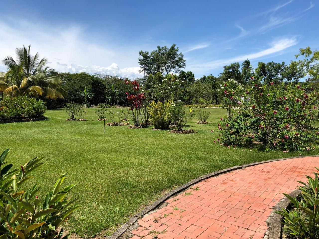 Hotel Campestre Arboretto Villavicencio Eksteriør billede